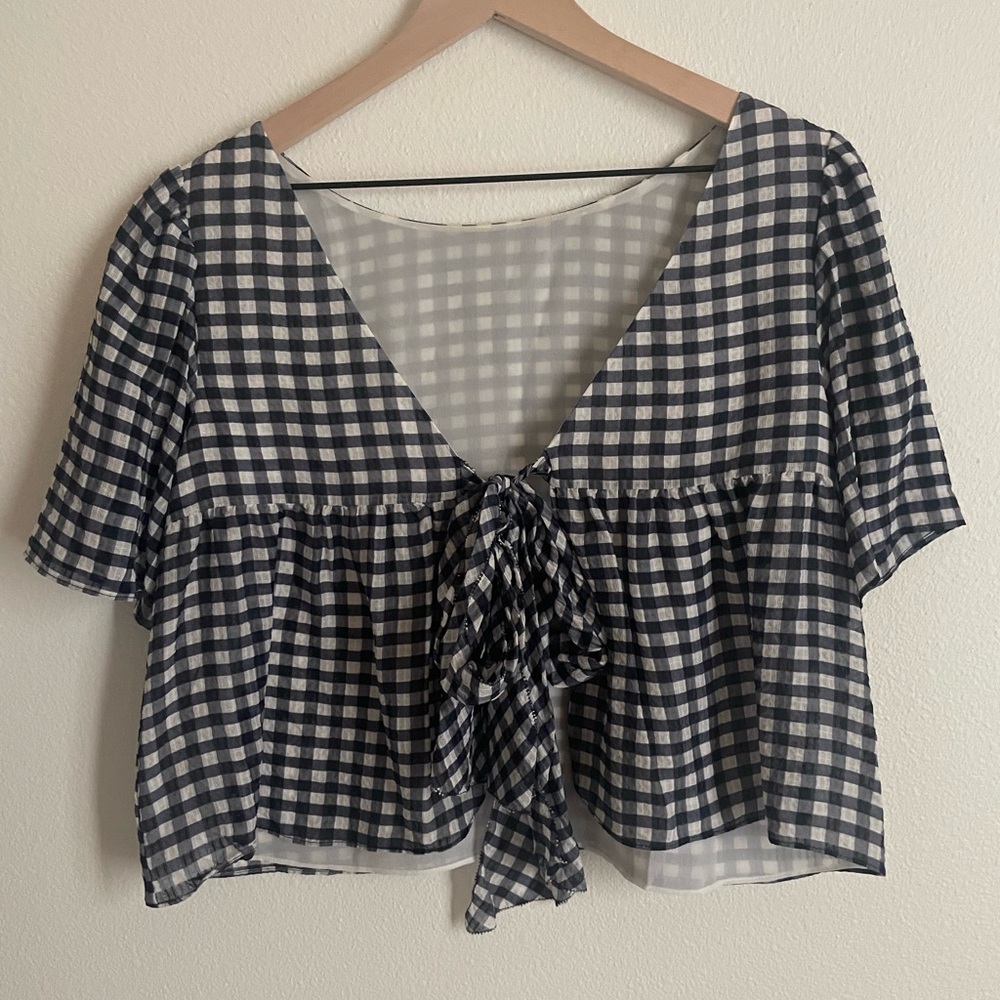 Club Monaco top